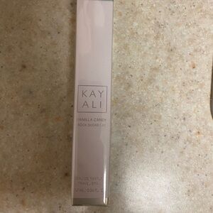 Authentic Brand New KAYALI Huda Beauty Vanilla Candy Rock Sugar Travel Spray